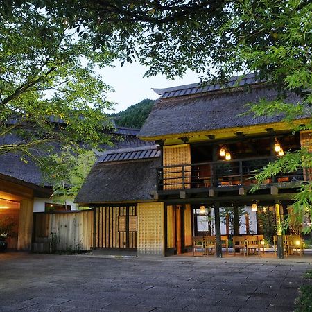 尤托里安酒店 川场 外观 照片